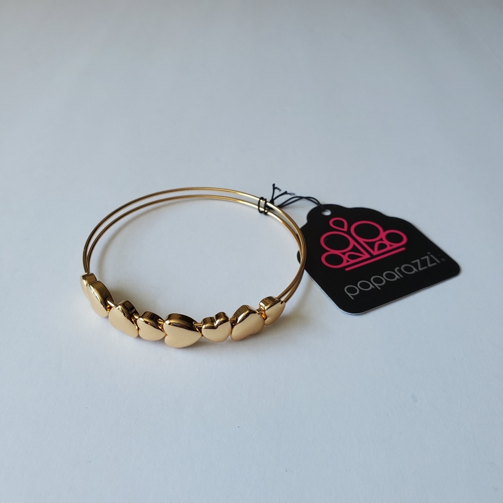 3/$10 Paparazzi Totally Tenderhearted Bracelet